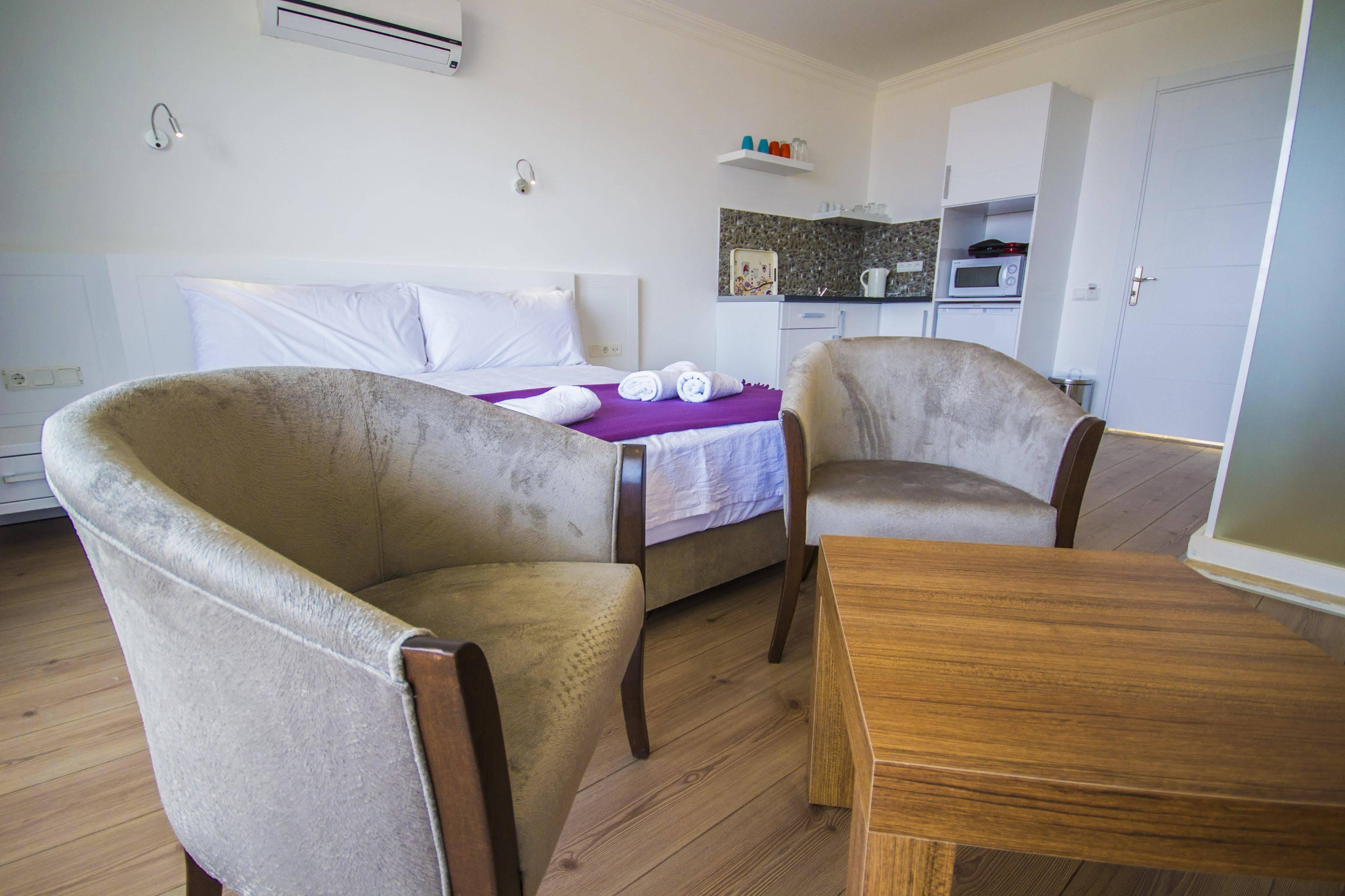 Kelebek Studio Apartments Калкан Экстерьер фото