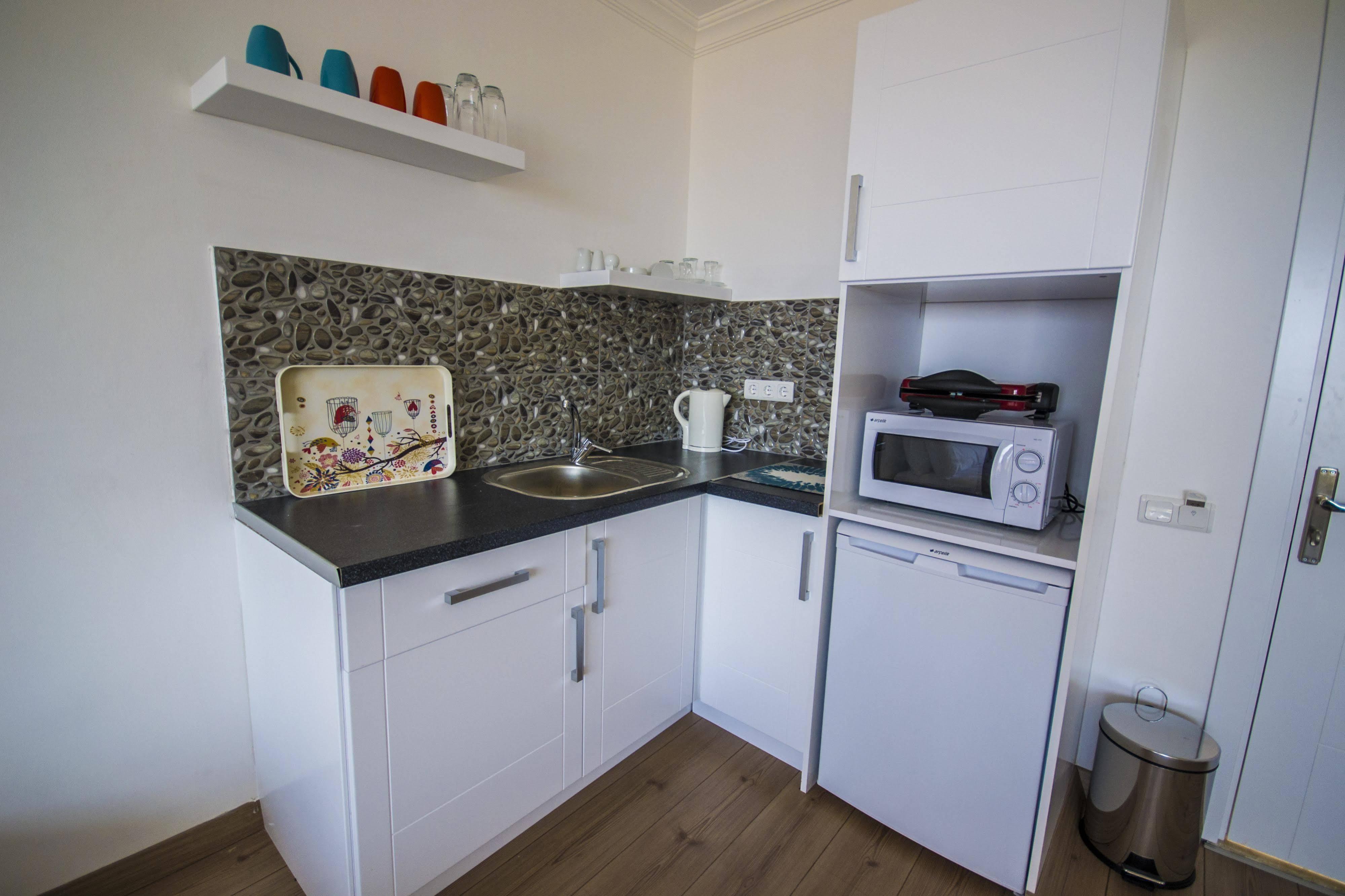 Kelebek Studio Apartments Калкан Экстерьер фото